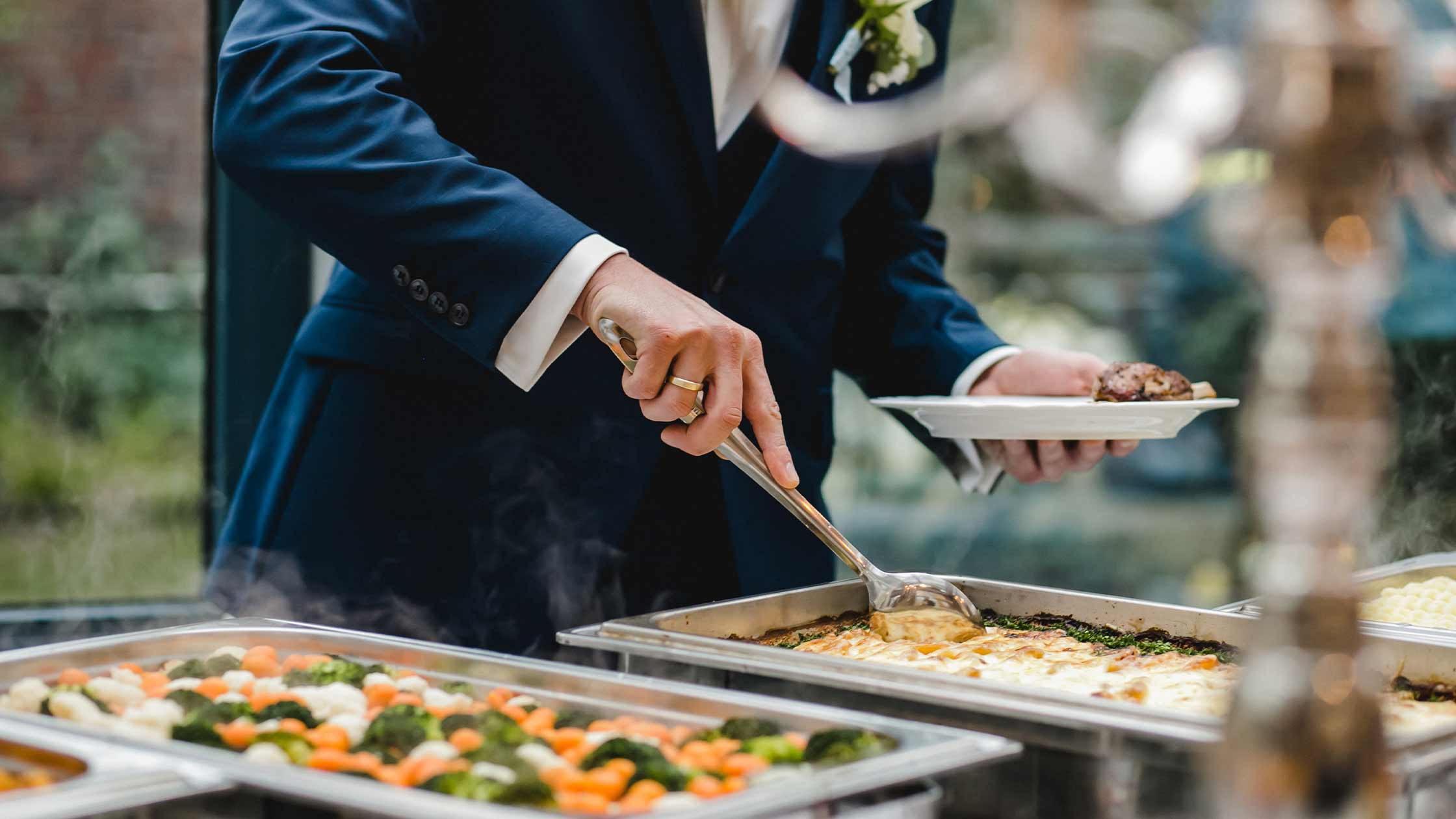 อาหารมงคลที่ควรมีในงานแต่งงาน