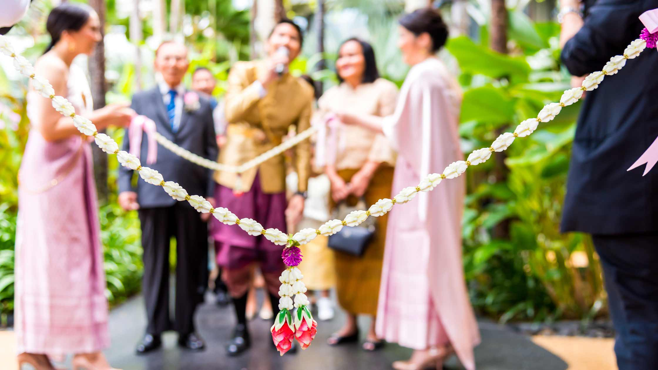 ไขข้องสงสัยทำไมต้องมีประตูเงิน ประตูทอง