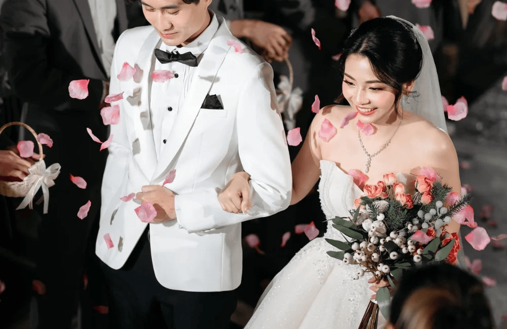 เทคนิคการตั้งแฮชแท็กงานแต่งที่คู่บ่าวสาวควรรู้