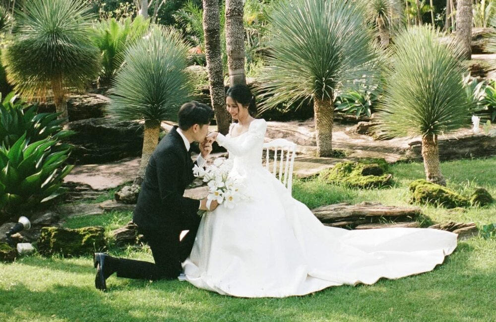 ไอเดียชุดแต่งงานในสวน.jpg